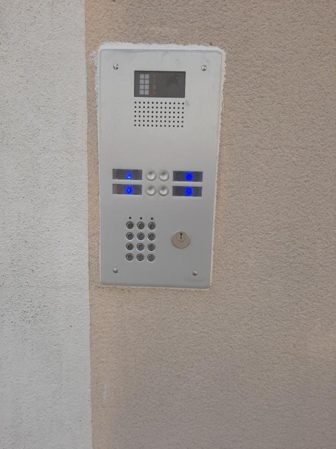3 Apt T2 Cosy De 40 A 50 M2 Ideal Pour Un Deplacement Pro " Les Iris " Bourg-Saint-Andéol Eksteriør bilde