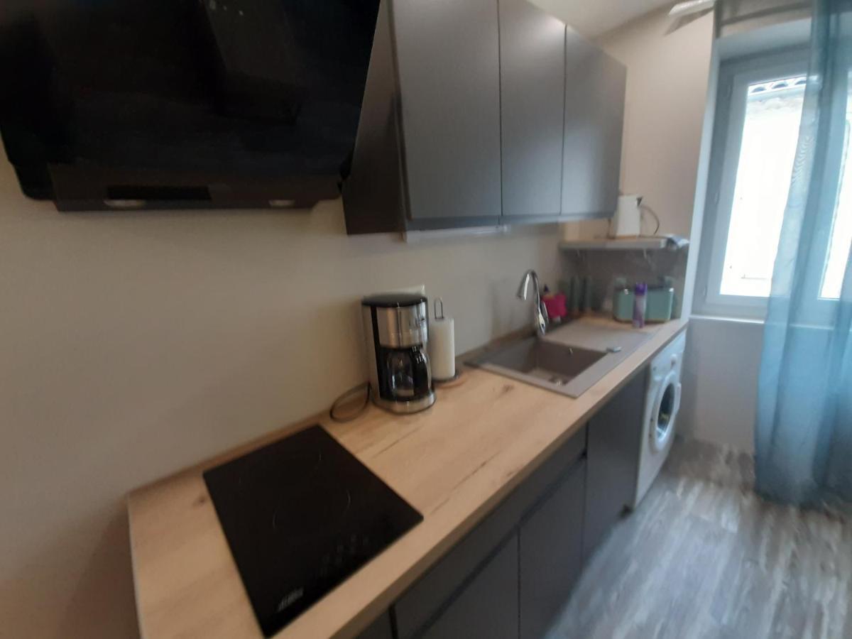 3 Apt T2 Cosy De 40 A 50 M2 Ideal Pour Un Deplacement Pro " Les Iris " Bourg-Saint-Andéol Eksteriør bilde