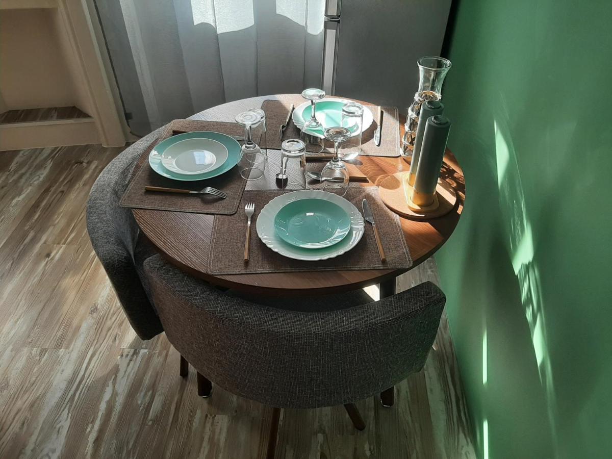 3 Apt T2 Cosy De 40 A 50 M2 Ideal Pour Un Deplacement Pro " Les Iris " Bourg-Saint-Andéol Eksteriør bilde