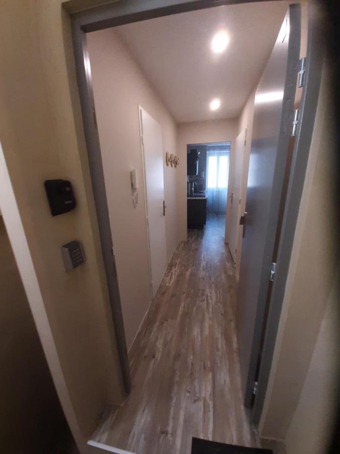 3 Apt T2 Cosy De 40 A 50 M2 Ideal Pour Un Deplacement Pro " Les Iris " Bourg-Saint-Andéol Eksteriør bilde