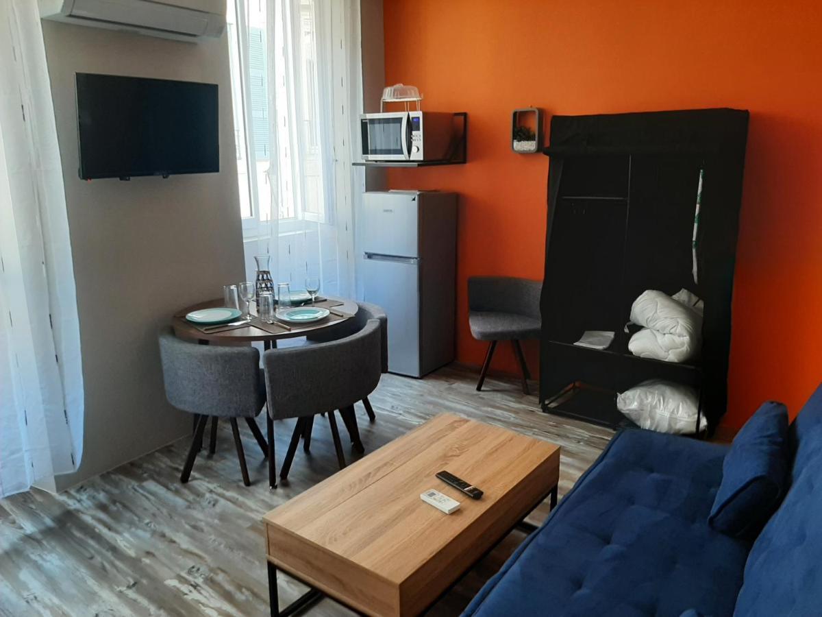 3 Apt T2 Cosy De 40 A 50 M2 Ideal Pour Un Deplacement Pro " Les Iris " Bourg-Saint-Andéol Eksteriør bilde